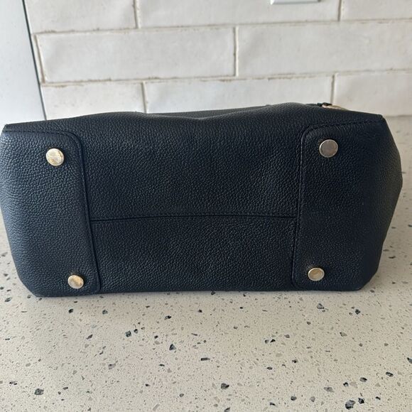 Michael Kors Mercer Large Satchel Black Leather Handbag Top Zip Closure Bag GUC - Picture 9 of 14